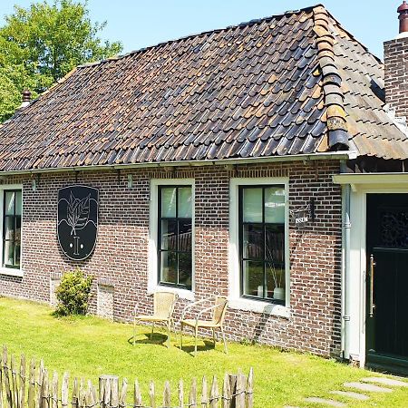 Fakansjehus Sfeervol Met Fijne Tuin Jirnsum Luaran gambar